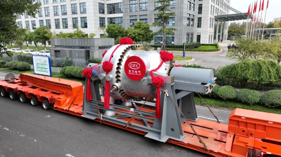 0872C55ED580D1B8570244CE079_254847D4_3FC00