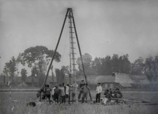 5EAAC34D934ED985B00CDA6610E_E79A4F91_D9905