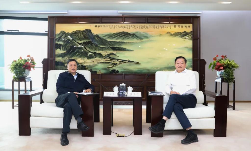 E58FECCE260FEA008F86B32C501_DE530331_10E79