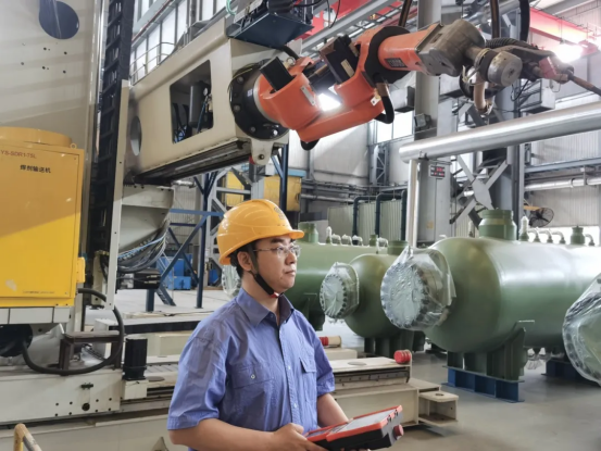 24FF63C79FC651F4653225C9C17_B6532F41_E099B