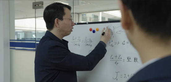 2D955F0406A823C7DE2172835DD_614F4BB9_90825