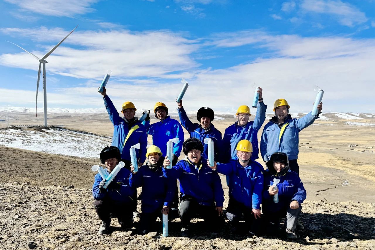 E03663C0AA77AF2C7A39EC8D253_62B03D8A_37C60