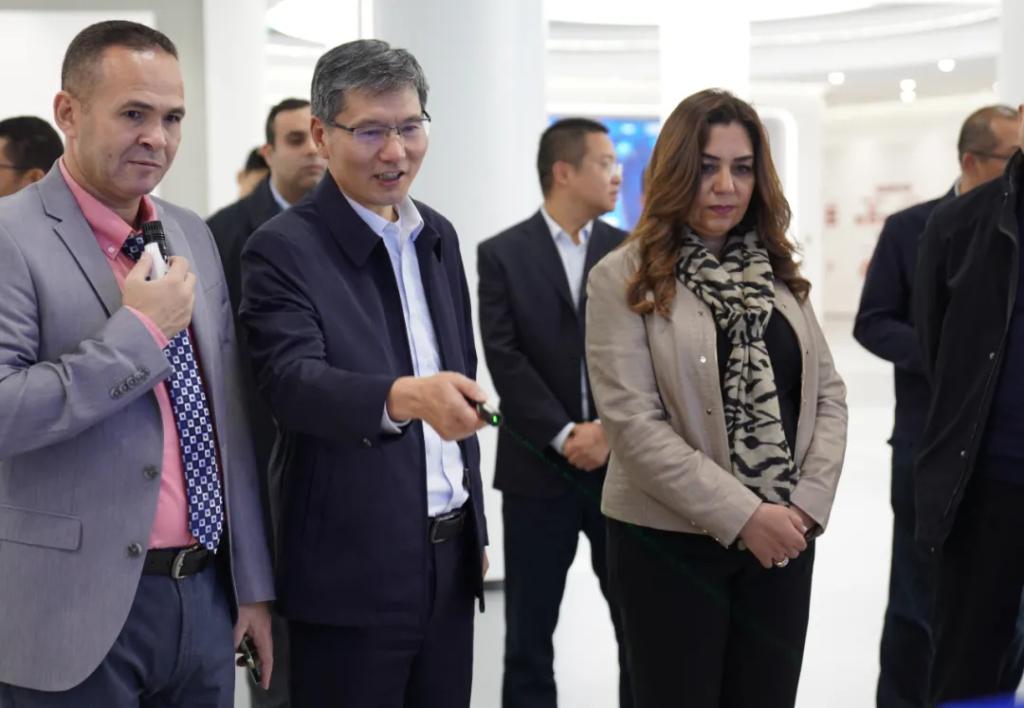 91066041C0EBC0861DE3450D71E_1A99D0F7_1072B